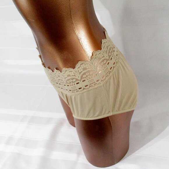Olga Christina Vintage Panties 6/M - Picture 7 of 8